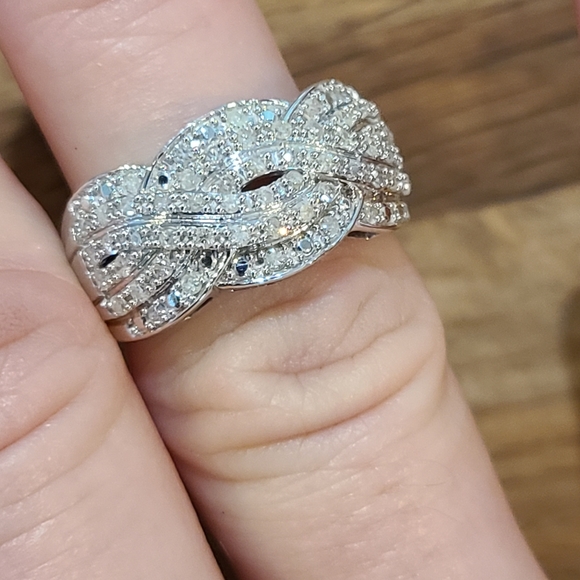 ❌SOLD❌ 1/2CT DIAMOND RING💍 - Picture 1 of 10